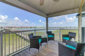 124 Waters Edge